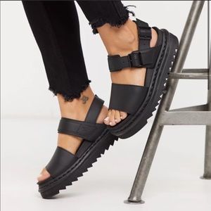 Dr Marten Dupe sandal